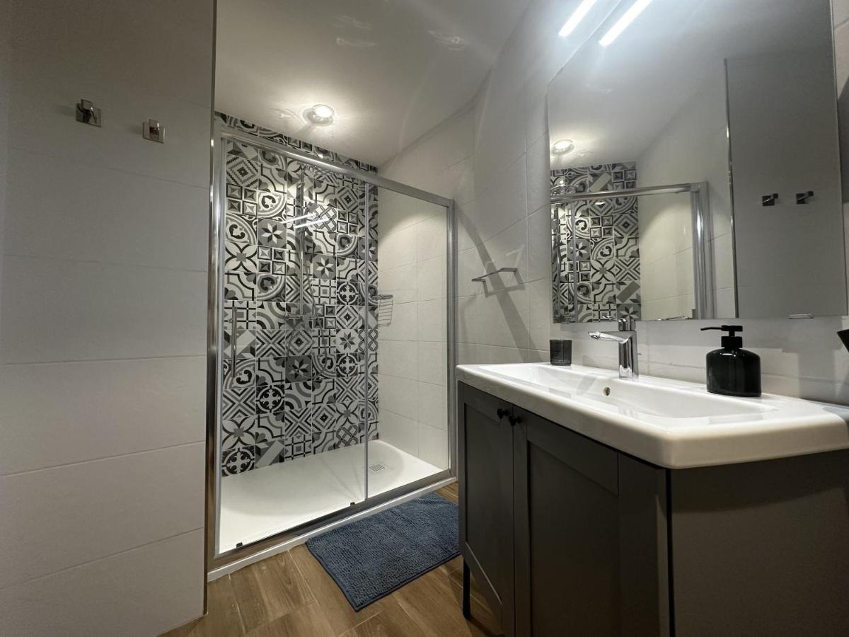Qawra Holiday Apartment เซนต์พอลส์เบย์ ภายนอก รูปภาพ