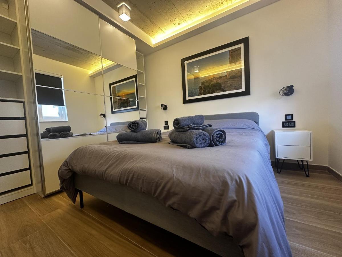 Qawra Holiday Apartment เซนต์พอลส์เบย์ ภายนอก รูปภาพ
